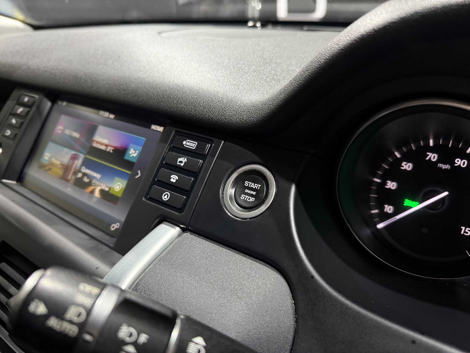 Used Land Rover Discovery Sport 2017 for sale - 77313004: Photo 38