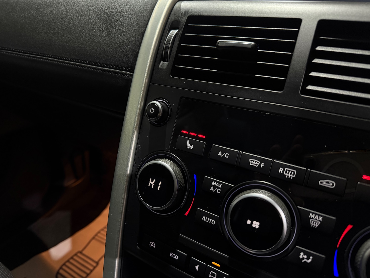 Used Land Rover Discovery Sport 2017 for sale - 77313004: Photo 44