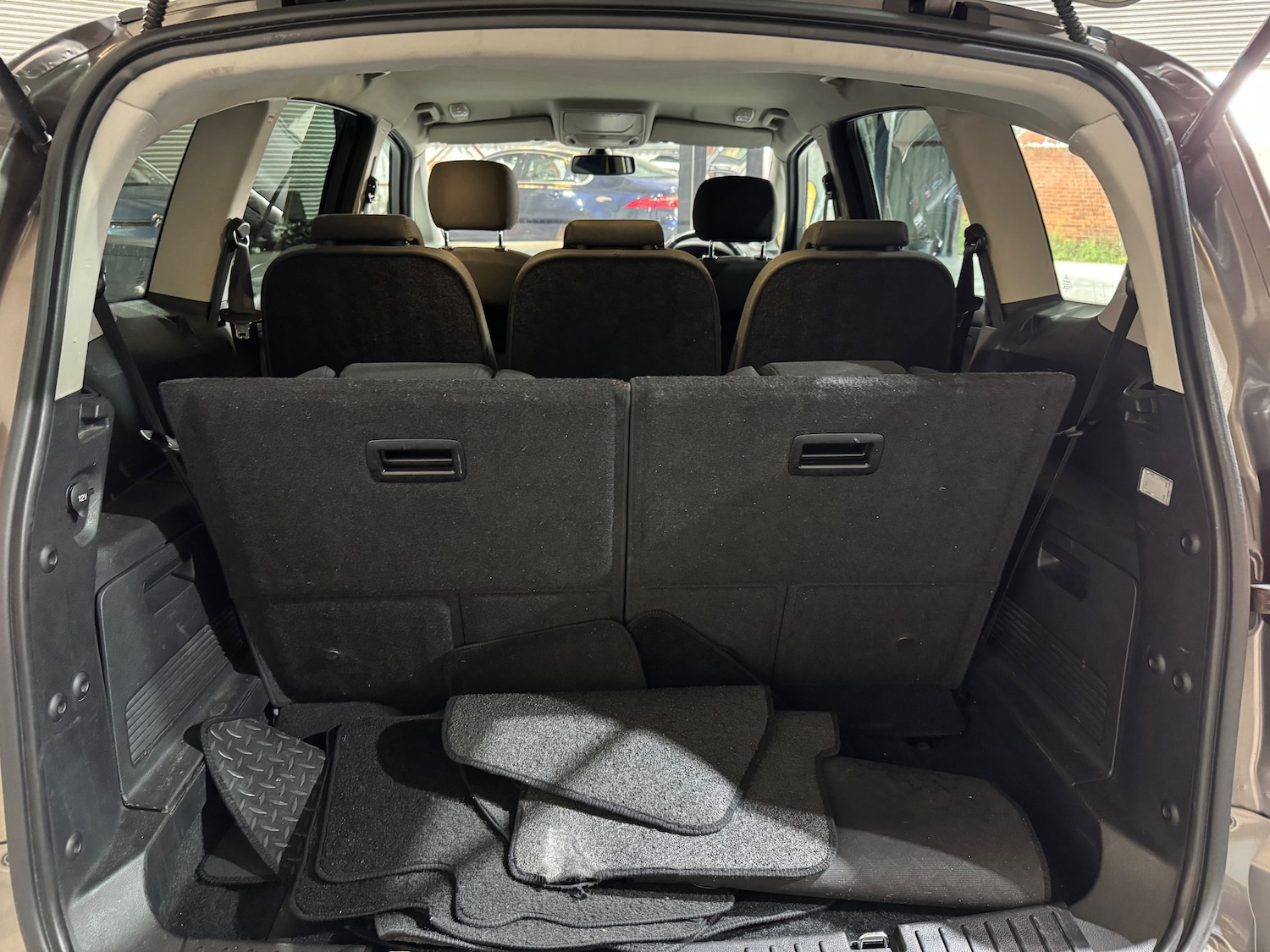 Used Ford S-Max 2013 for sale - 77002009: Photo 15