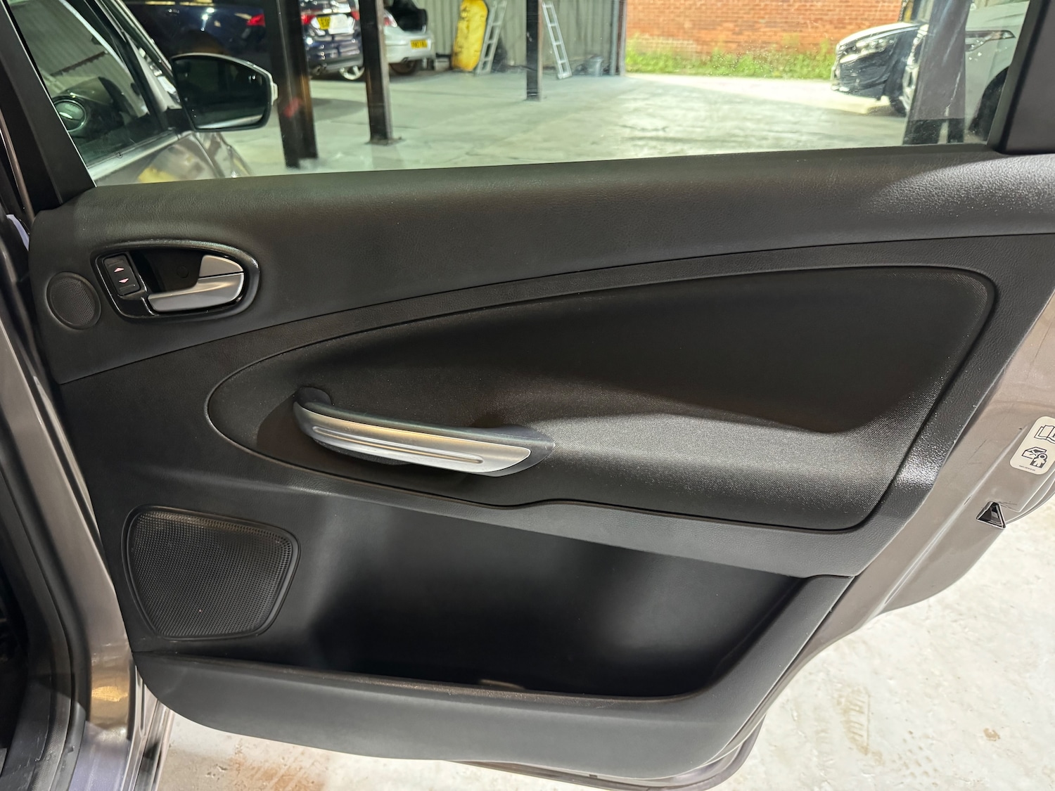 Used Ford S-Max 2013 for sale - 77002009: Photo 18