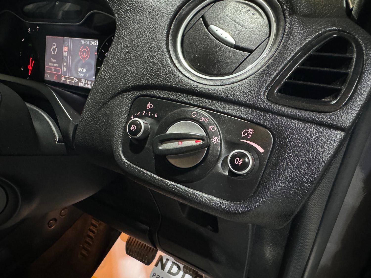 Used Ford S-Max 2013 for sale - 77002009: Photo 26