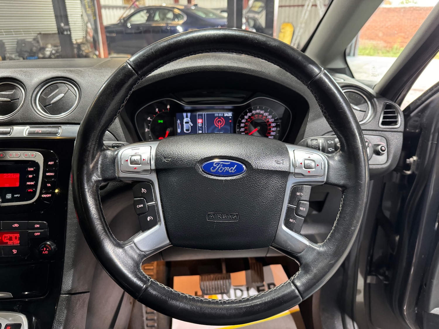 Used Ford S-Max 2013 for sale - 77002009: Photo 28