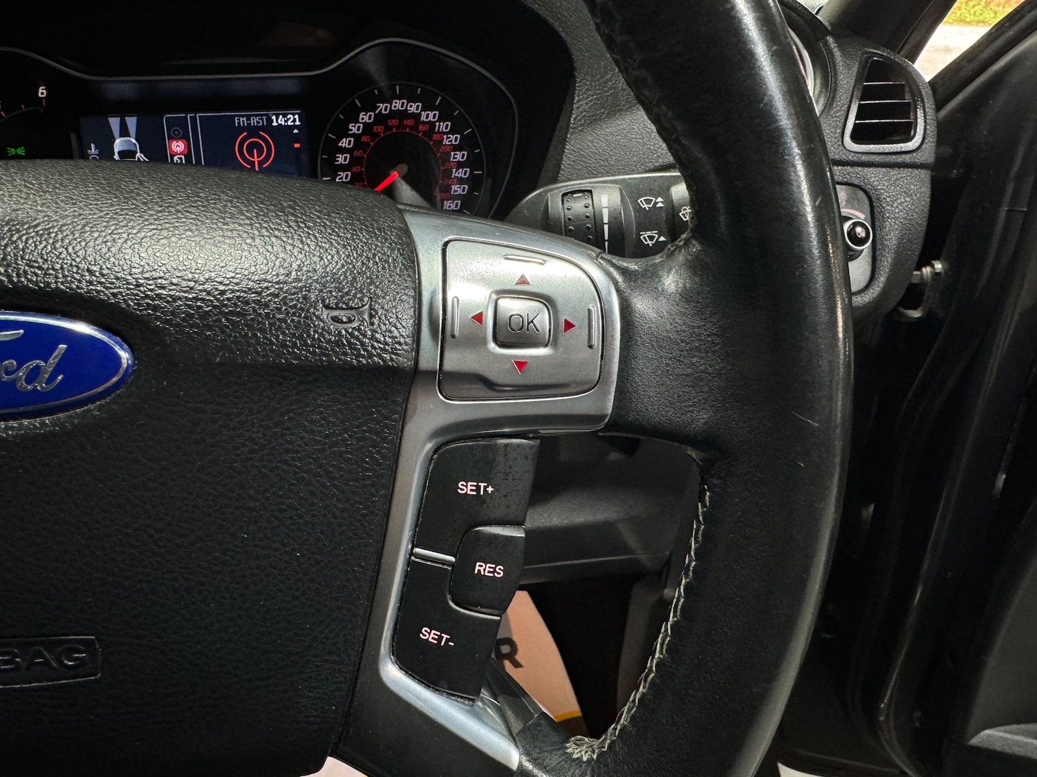 Used Ford S-Max 2013 for sale - 77002009: Photo 32