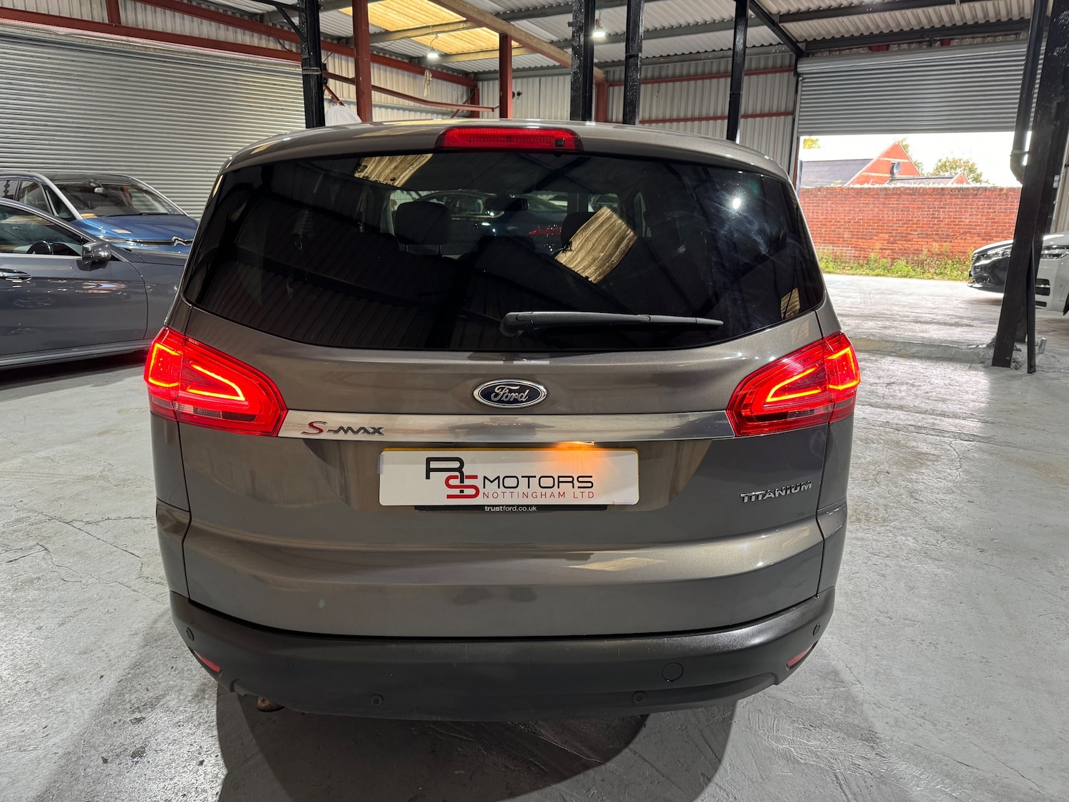 Used Ford S-Max 2013 for sale - 77002009: Photo 4