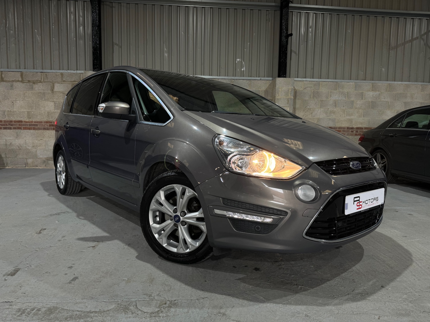 Used Ford S-Max 2013 for sale - 77002009: Photo 40