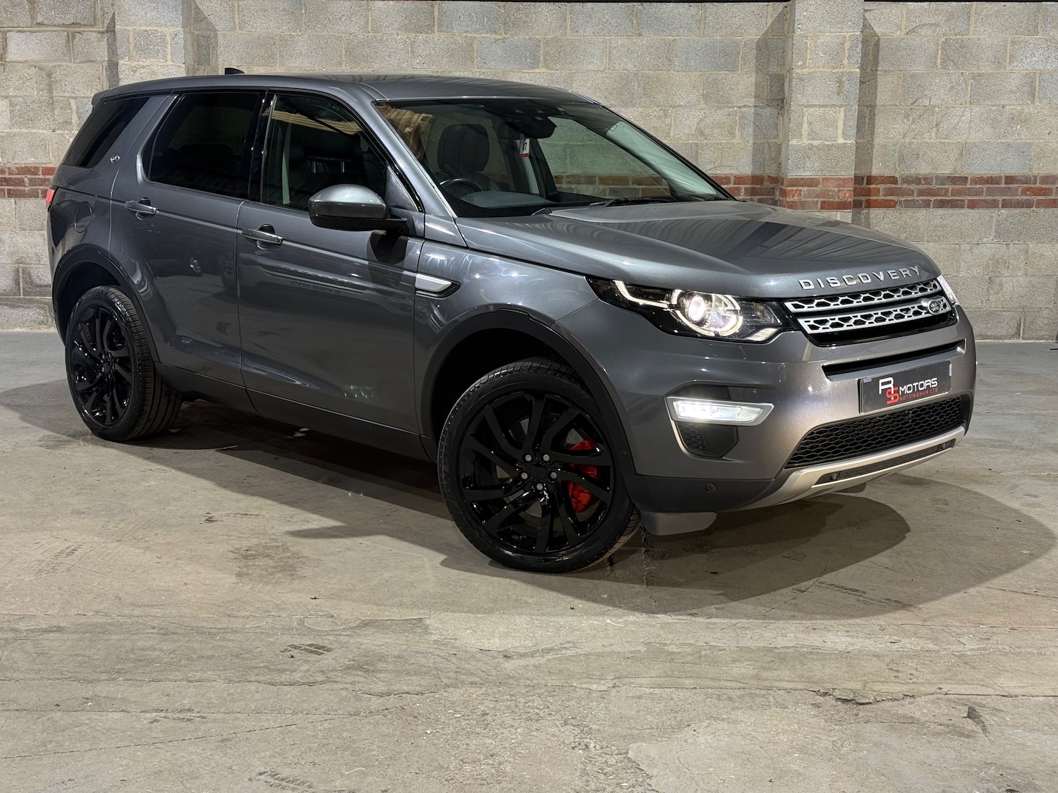 Used Land Rover Discovery Sport 2019 for sale - 77084141: Photo 1
