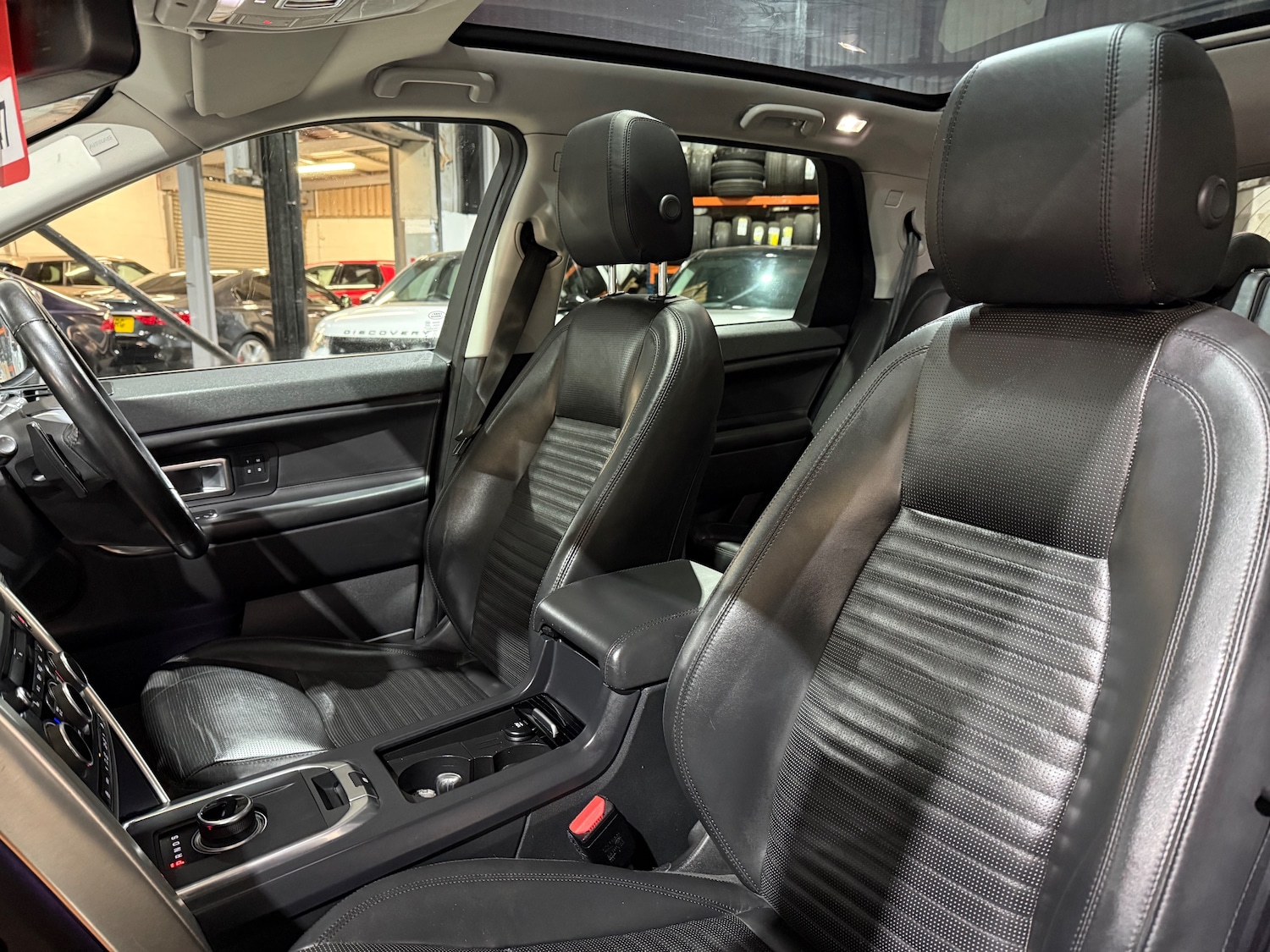 Used Land Rover Discovery Sport 2019 for sale - 77084141: Photo 11