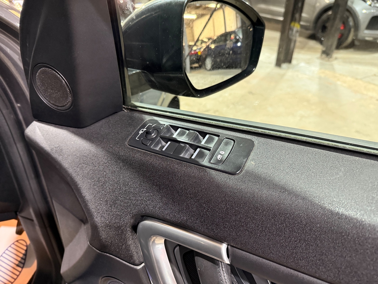 Used Land Rover Discovery Sport 2019 for sale - 77084141: Photo 31