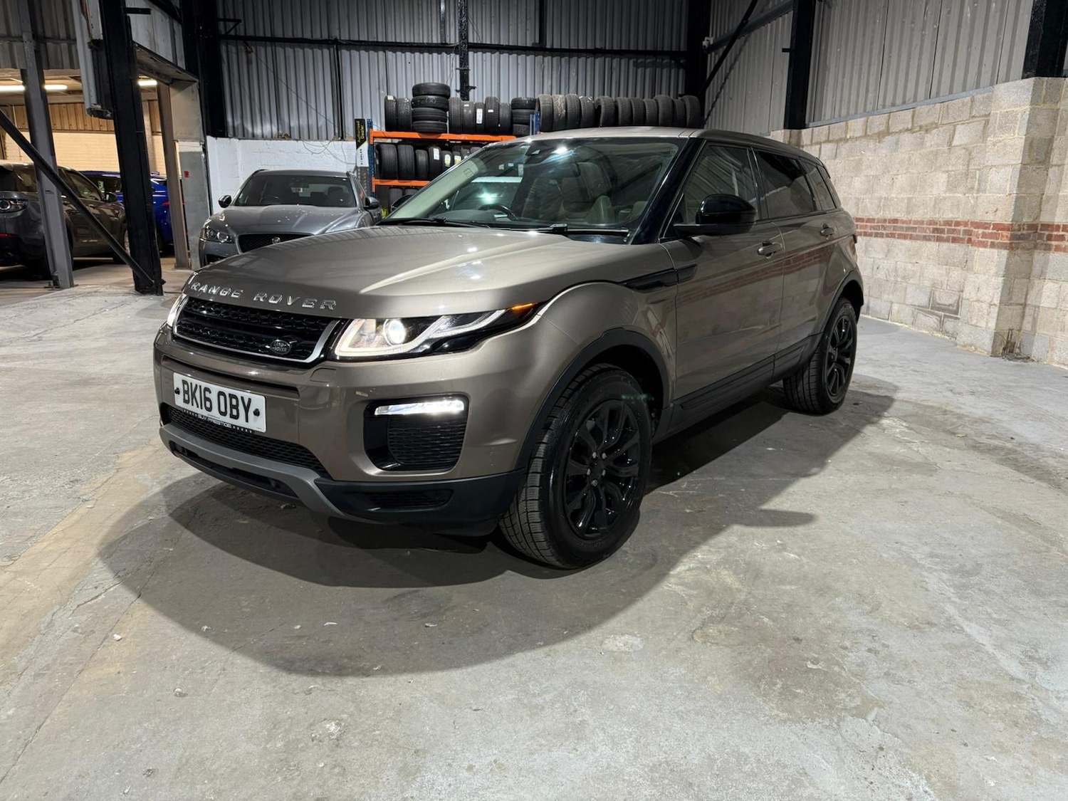 Used Land Rover Range Rover Evoque 2016 for sale - 76351415: Photo 9