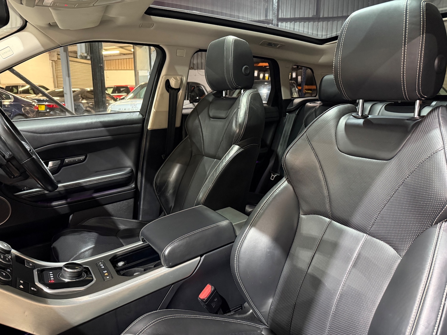 Used Land Rover Range Rover Evoque 2017 for sale - 77050997: Photo 11