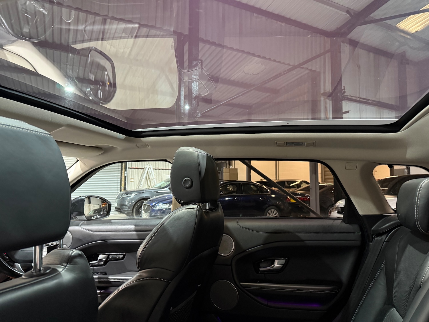 Used Land Rover Range Rover Evoque 2017 for sale - 77050997: Photo 17