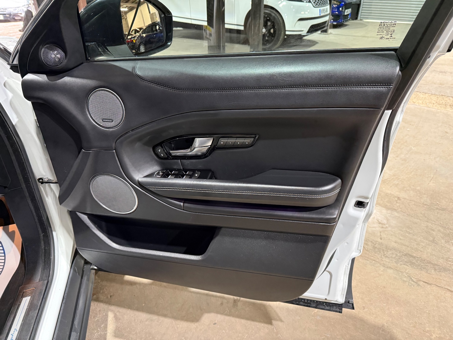 Used Land Rover Range Rover Evoque 2017 for sale - 77050997: Photo 23