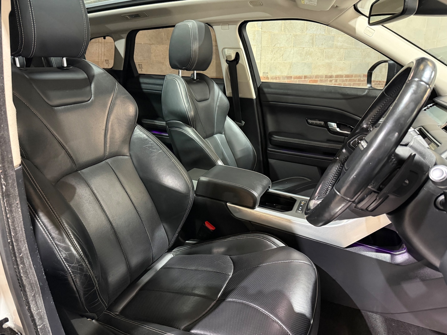 Used Land Rover Range Rover Evoque 2017 for sale - 77050997: Photo 28