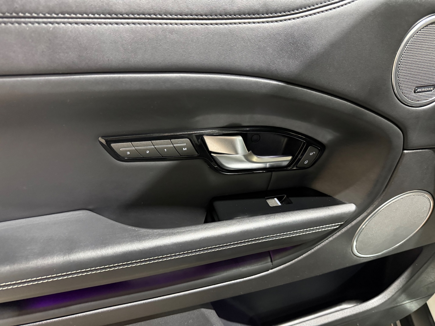 Used Land Rover Range Rover Evoque 2017 for sale - 77050997: Photo 8