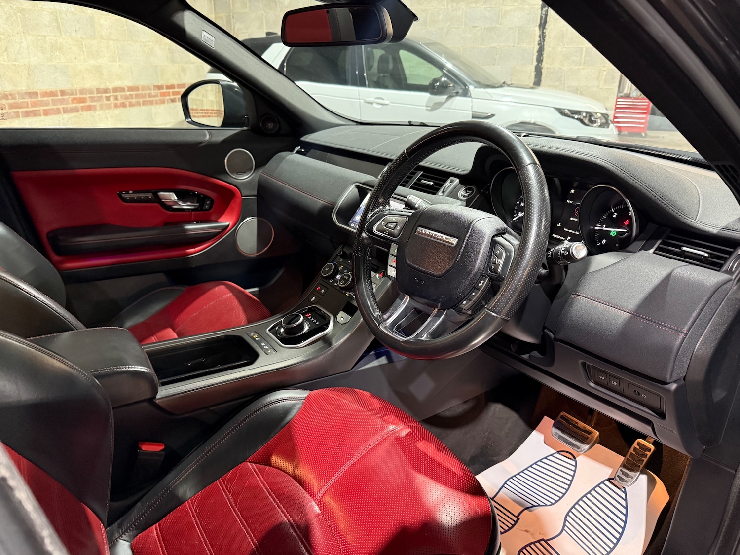 Used Land Rover Range Rover Evoque 2018 for sale - 76697839: Photo 26