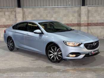 2018 (18) - 2.0 Turbo D Tech Line Nav 5dr Auto
