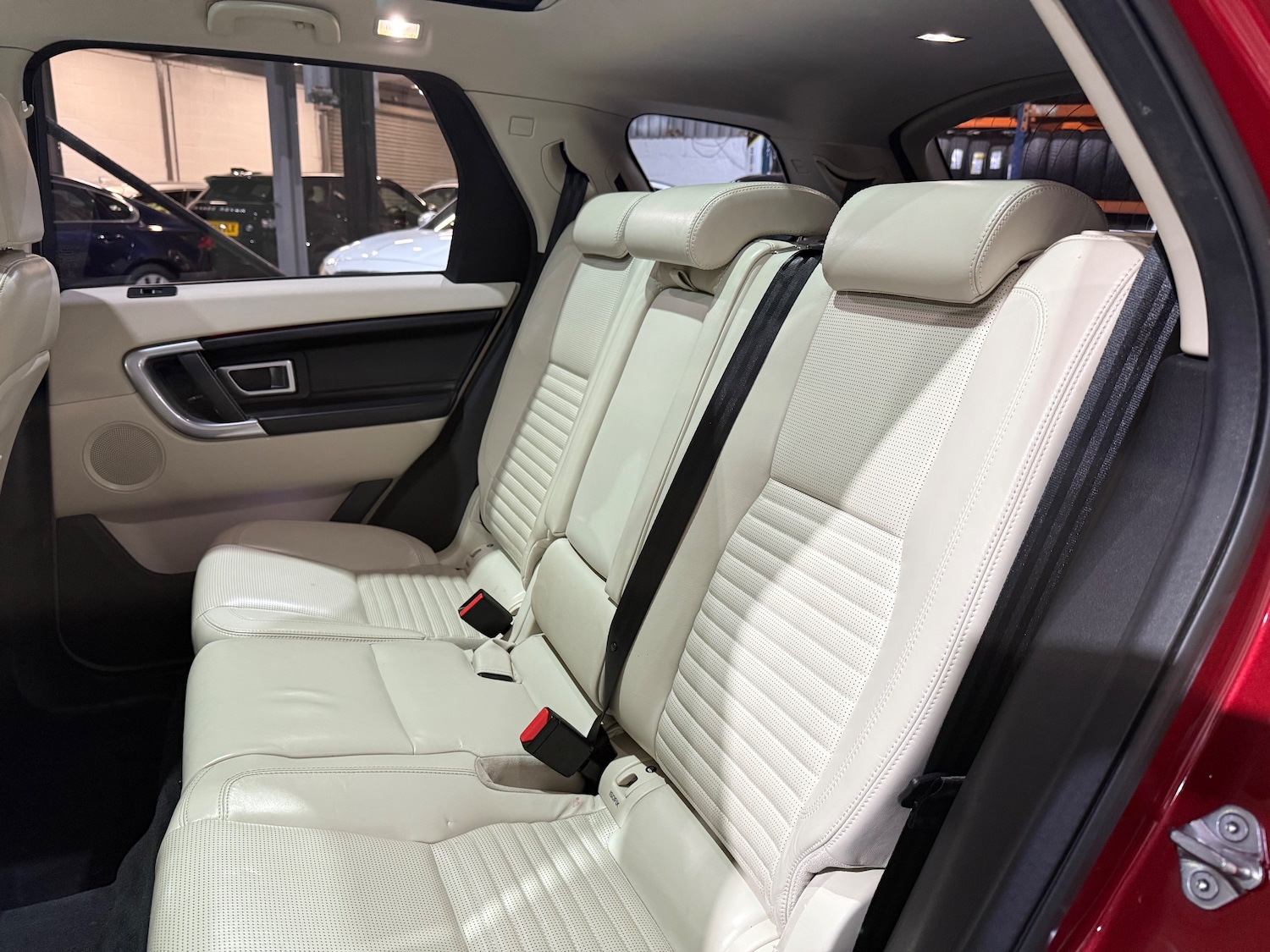 Used Land Rover Discovery Sport 2016 for sale - 76480830: Photo 15