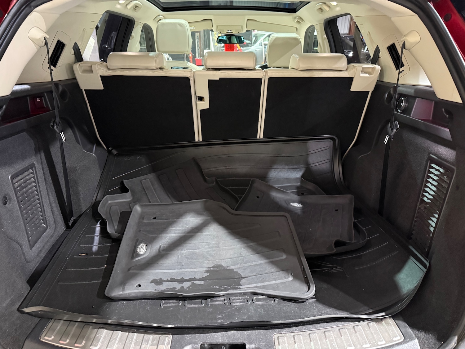 Used Land Rover Discovery Sport 2016 for sale - 76480830: Photo 17