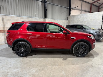 Used Land Rover Discovery Sport 2016 for sale - 76480830: Photo