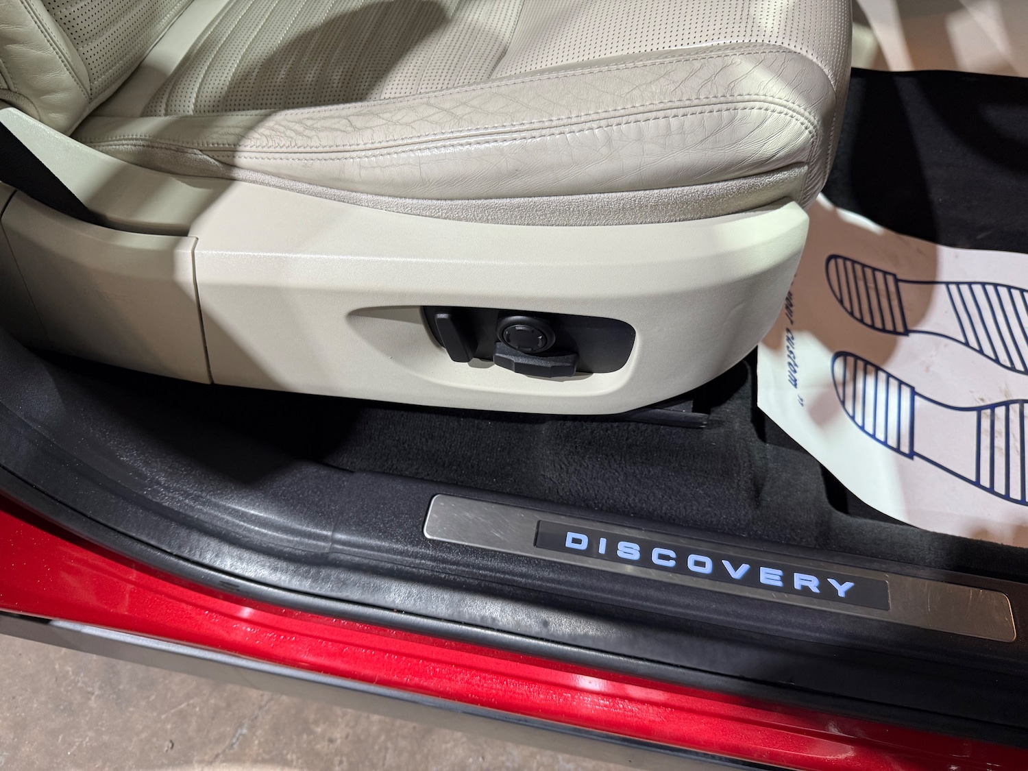 Used Land Rover Discovery Sport 2016 for sale - 76480830: Photo 31