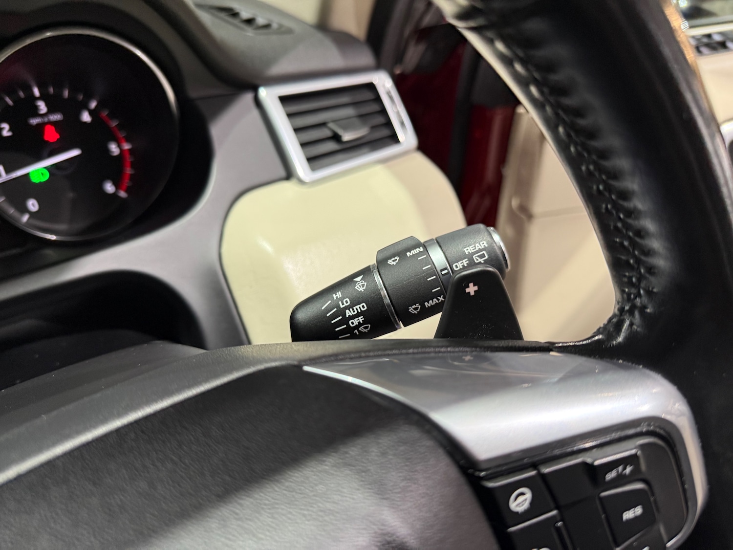 Used Land Rover Discovery Sport 2016 for sale - 76480830: Photo 37