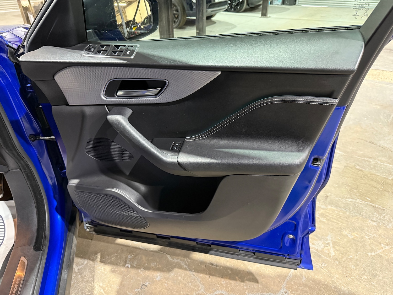 Used Jaguar F-Pace 2018 for sale - 75982957: Photo 23
