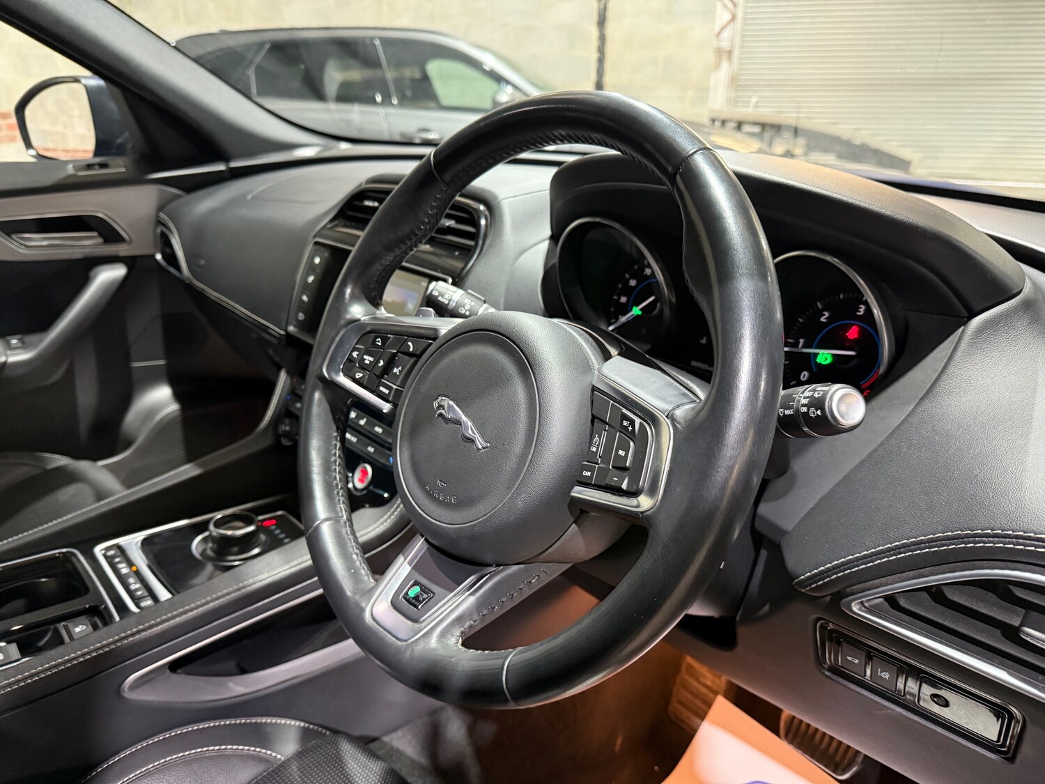 Used Jaguar F-Pace 2018 for sale - 75982957: Photo 26