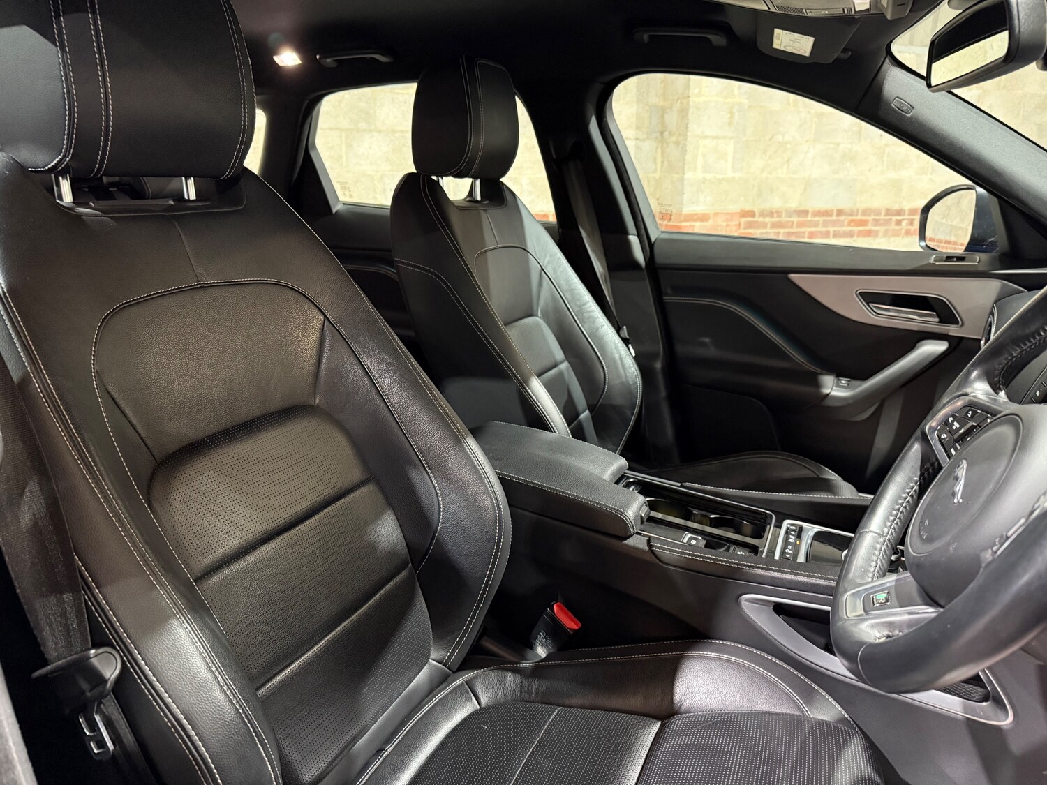 Used Jaguar F-Pace 2018 for sale - 75982957: Photo 28