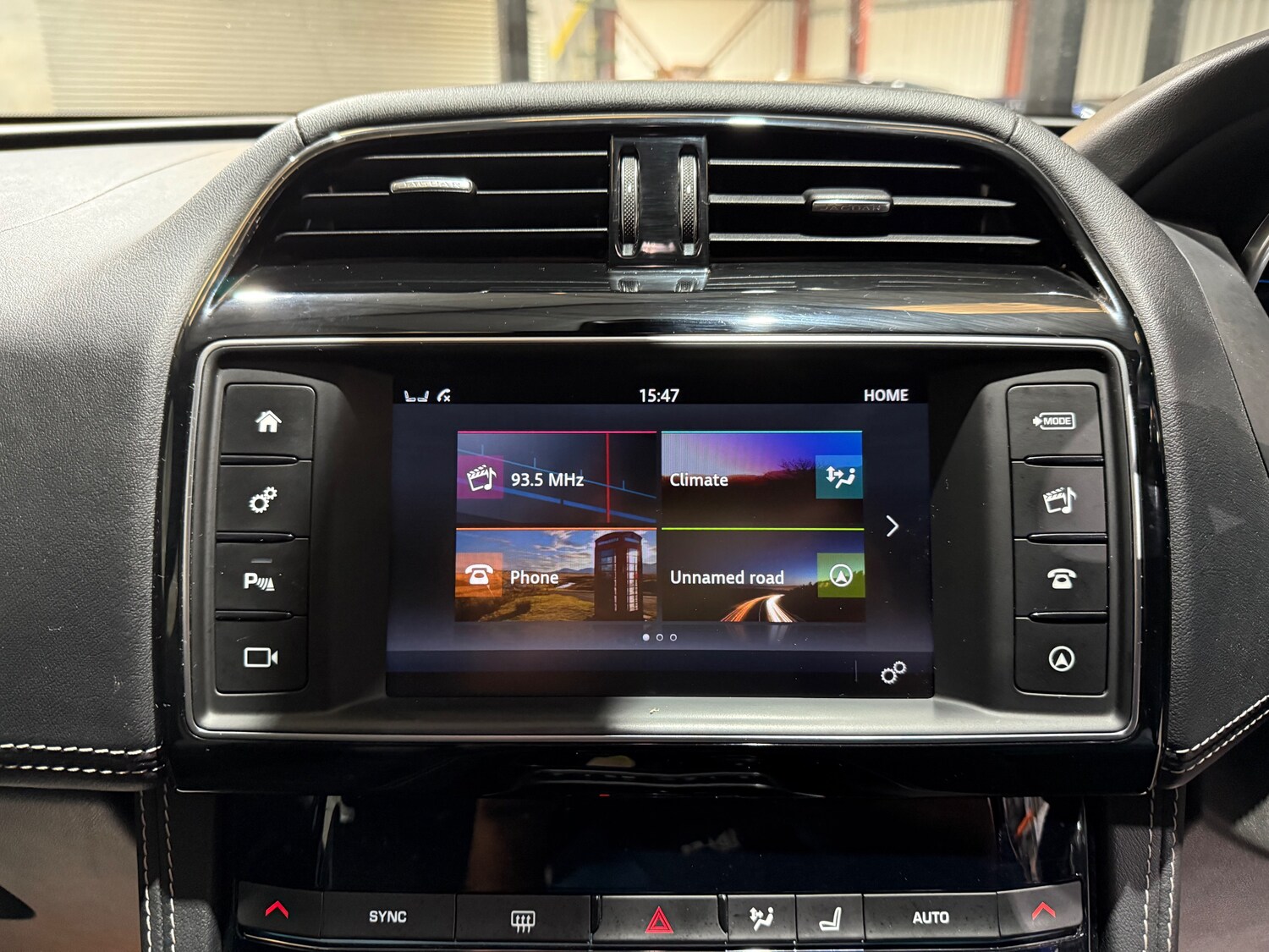 Used Jaguar F-Pace 2018 for sale - 75982957: Photo 40