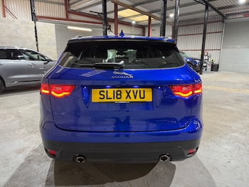 Used Jaguar F-Pace 2018 for sale - 75982957: Photo 4