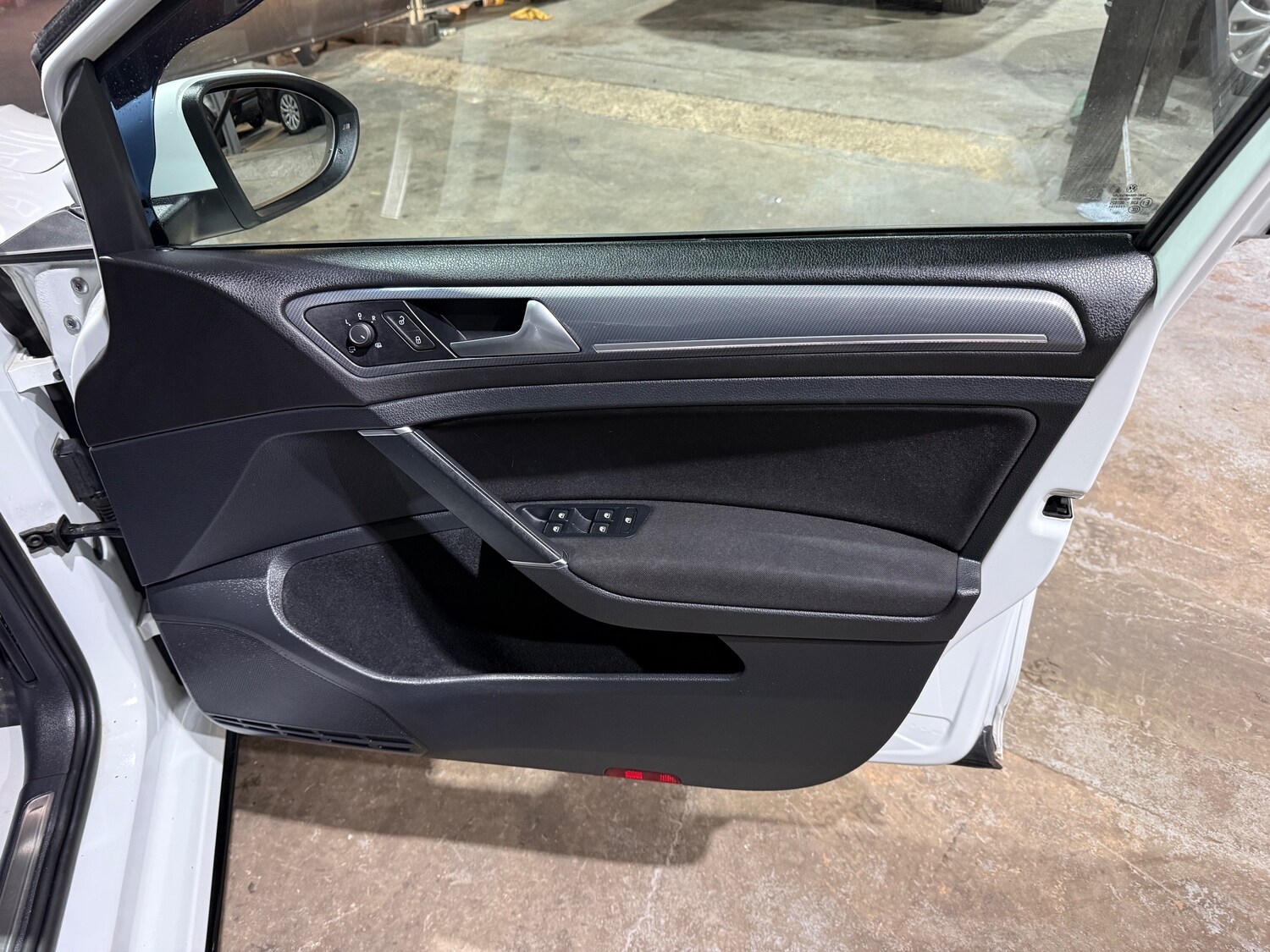 Used Volkswagen Golf 2017 for sale - 77512736: Photo 19