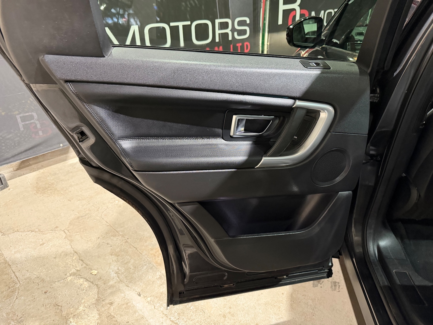 Used Land Rover Discovery Sport 2018 for sale - 77935506: Photo 14