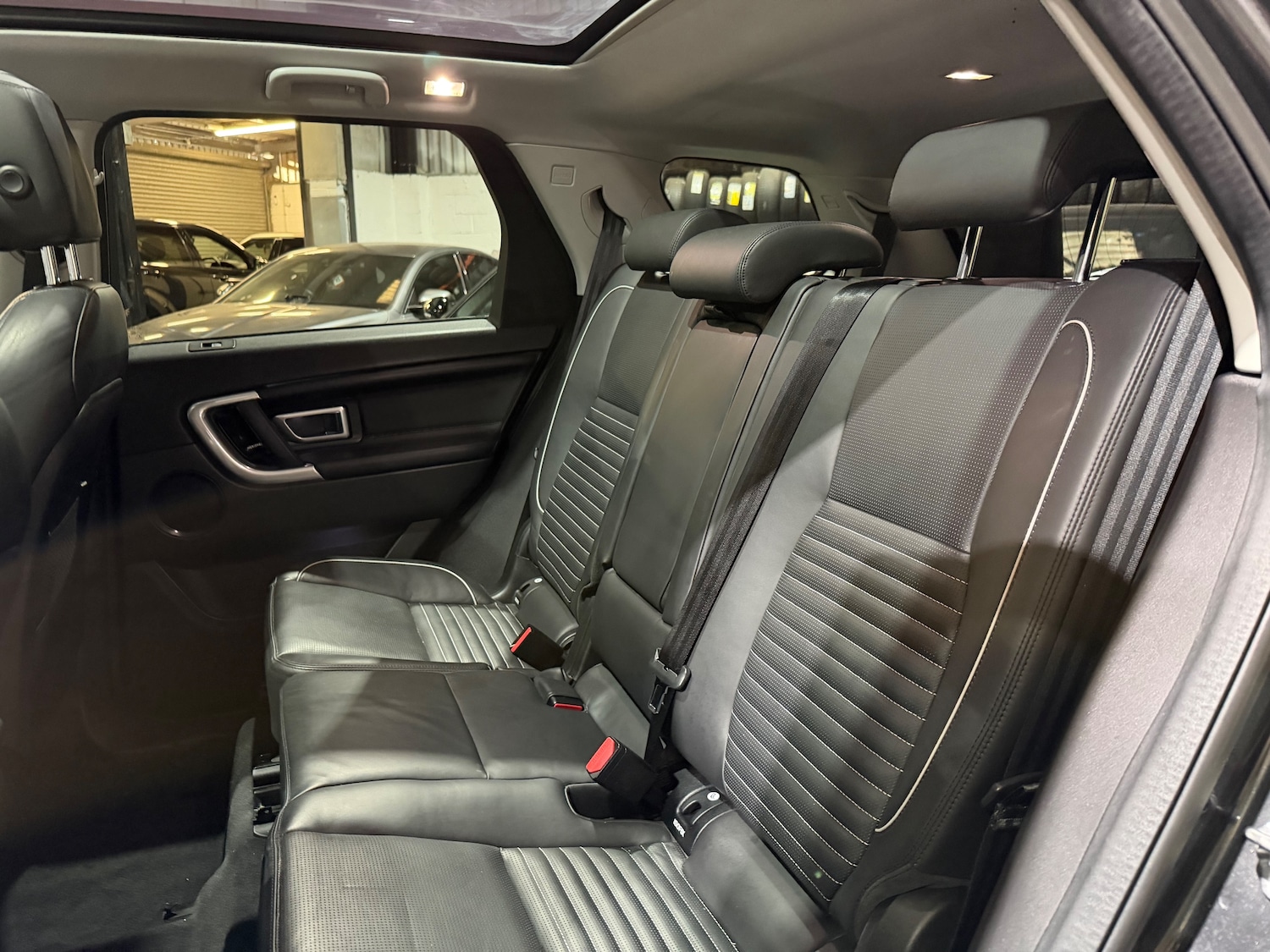 Used Land Rover Discovery Sport 2018 for sale - 77935506: Photo 16