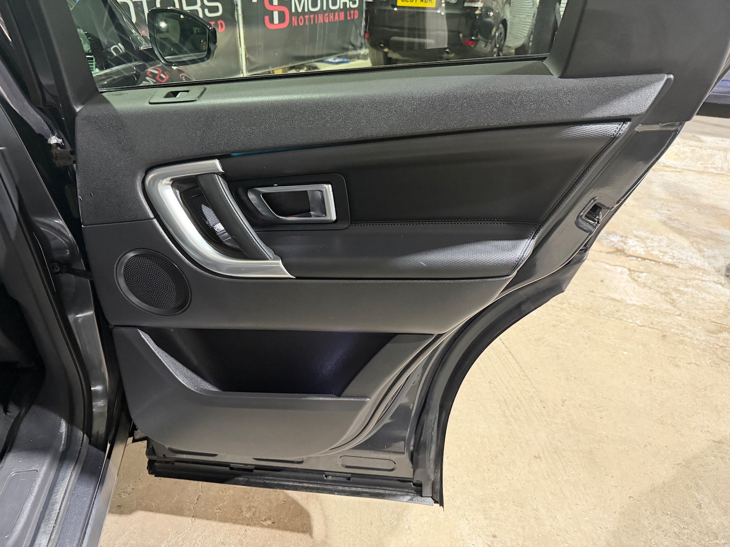 Used Land Rover Discovery Sport 2018 for sale - 77935506: Photo 23