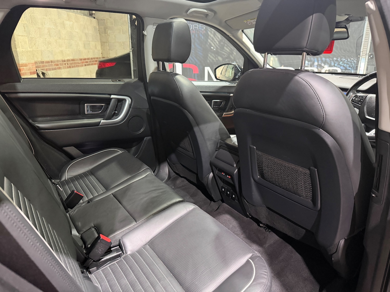 Used Land Rover Discovery Sport 2018 for sale - 77935506: Photo 24