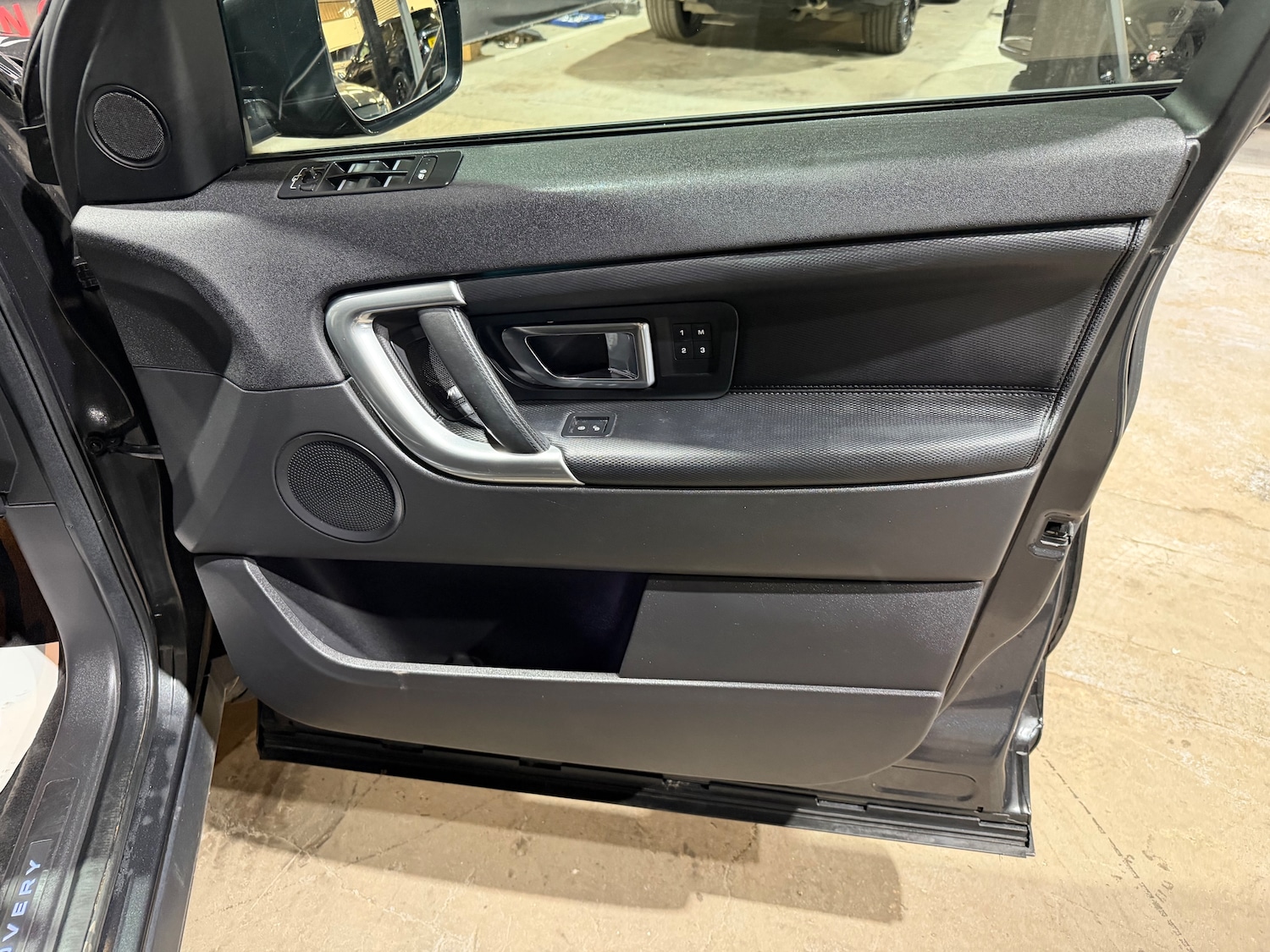 Used Land Rover Discovery Sport 2018 for sale - 77935506: Photo 26