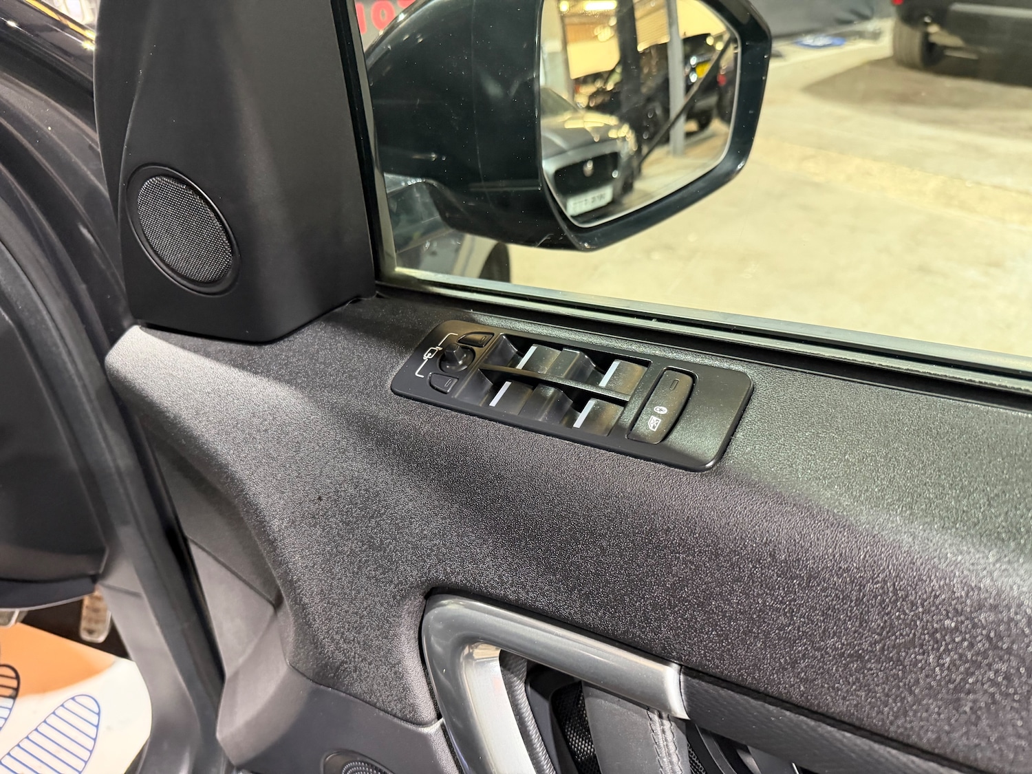 Used Land Rover Discovery Sport 2018 for sale - 77935506: Photo 28