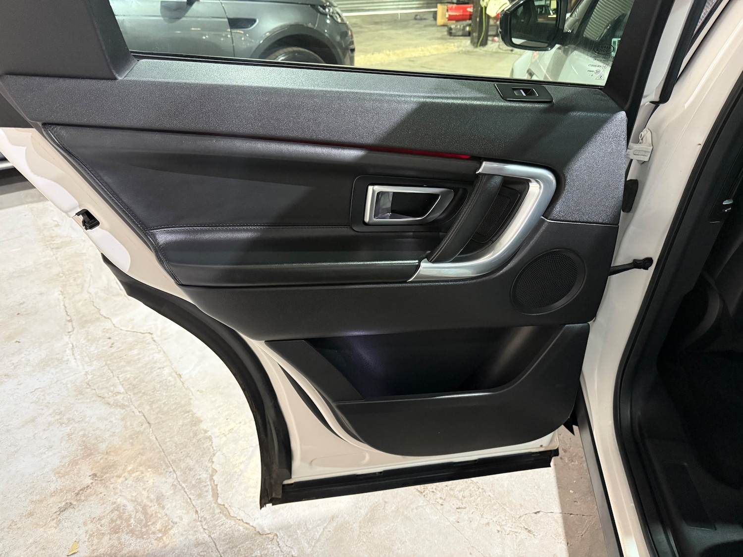 Used Land Rover Discovery Sport 2016 for sale - 76915179: Photo 13