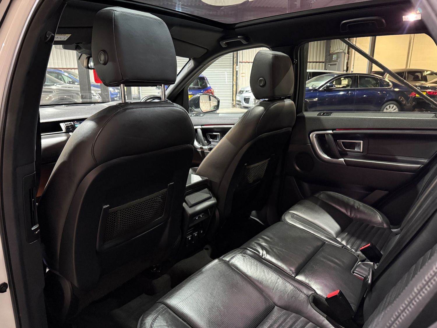 Used Land Rover Discovery Sport 2016 for sale - 76915179: Photo 14