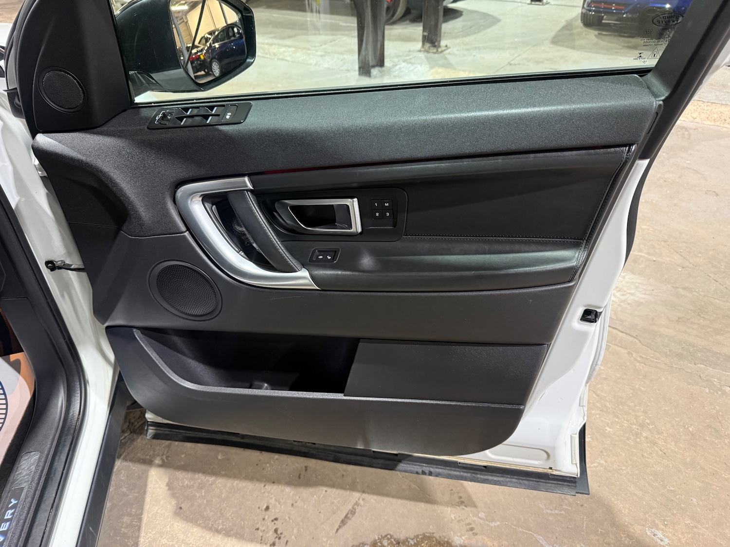 Used Land Rover Discovery Sport 2016 for sale - 76915179: Photo 34