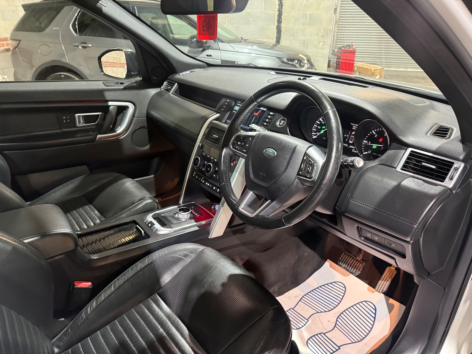 Used Land Rover Discovery Sport 2016 for sale - 76915179: Photo 38