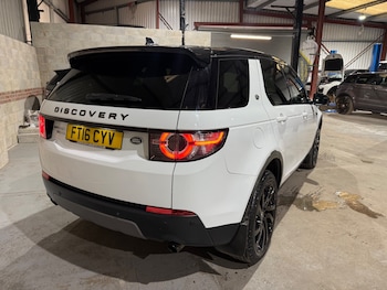 Used Land Rover Discovery Sport 2016 for sale - 76915179: Photo