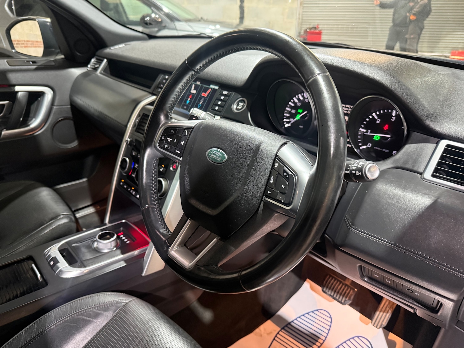 Used Land Rover Discovery Sport 2016 for sale - 76915179: Photo 41