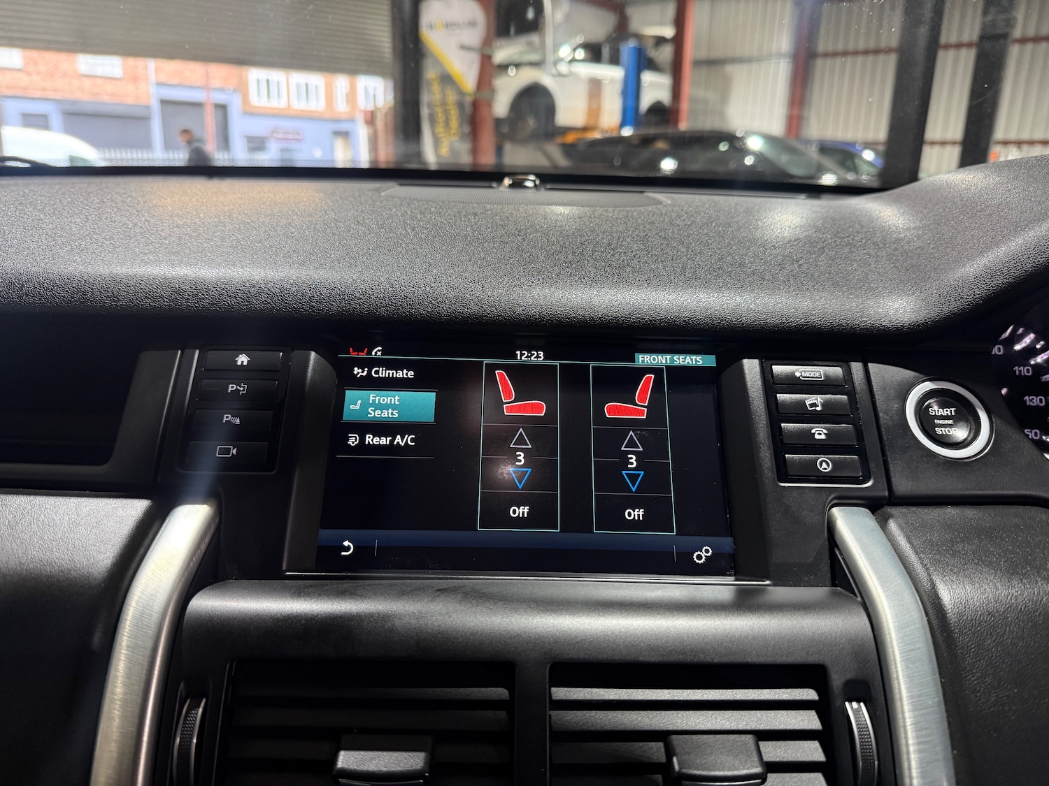 Used Land Rover Discovery Sport 2016 for sale - 76915179: Photo 49