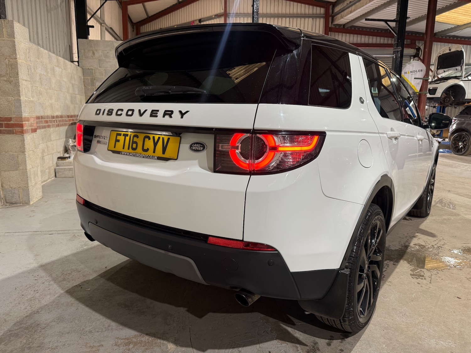 Used Land Rover Discovery Sport 2016 for sale - 76915179: Photo 58