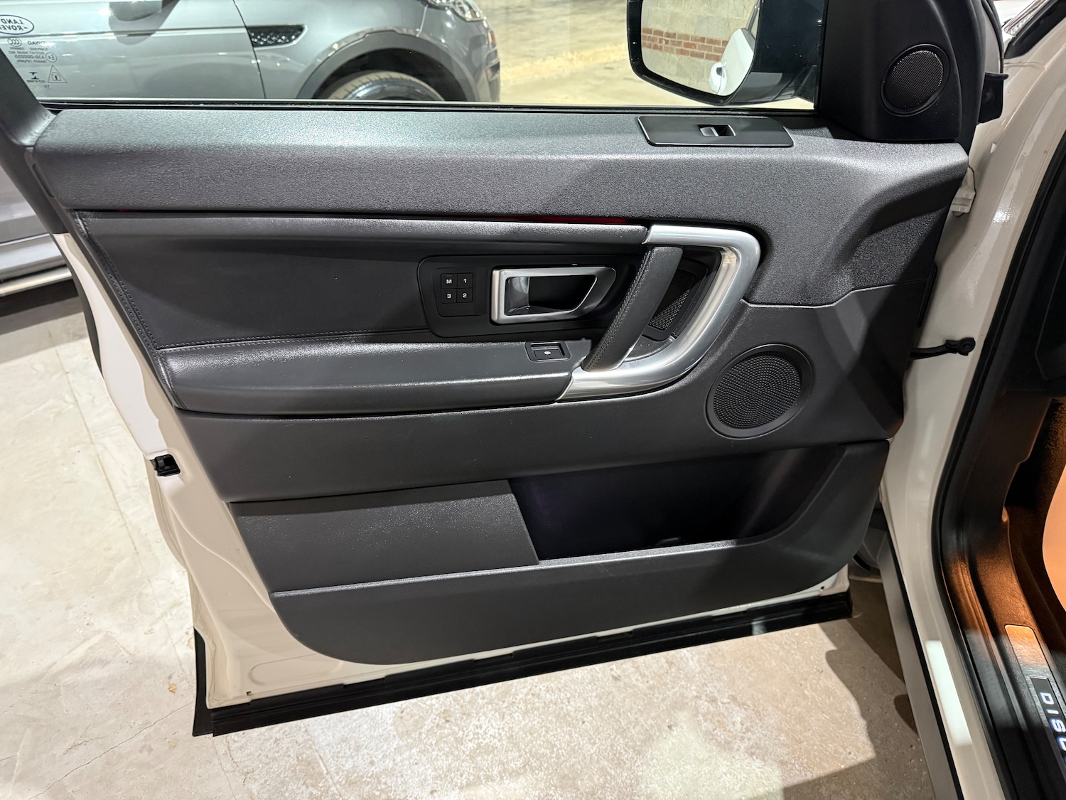 Used Land Rover Discovery Sport 2016 for sale - 76915179: Photo 7