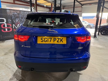 Used Jaguar F-Pace 2017 for sale - 78445434: Photo