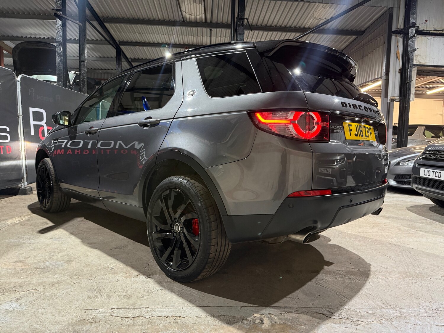 Used Land Rover Discovery Sport 2016 for sale - 77759532: Photo 12