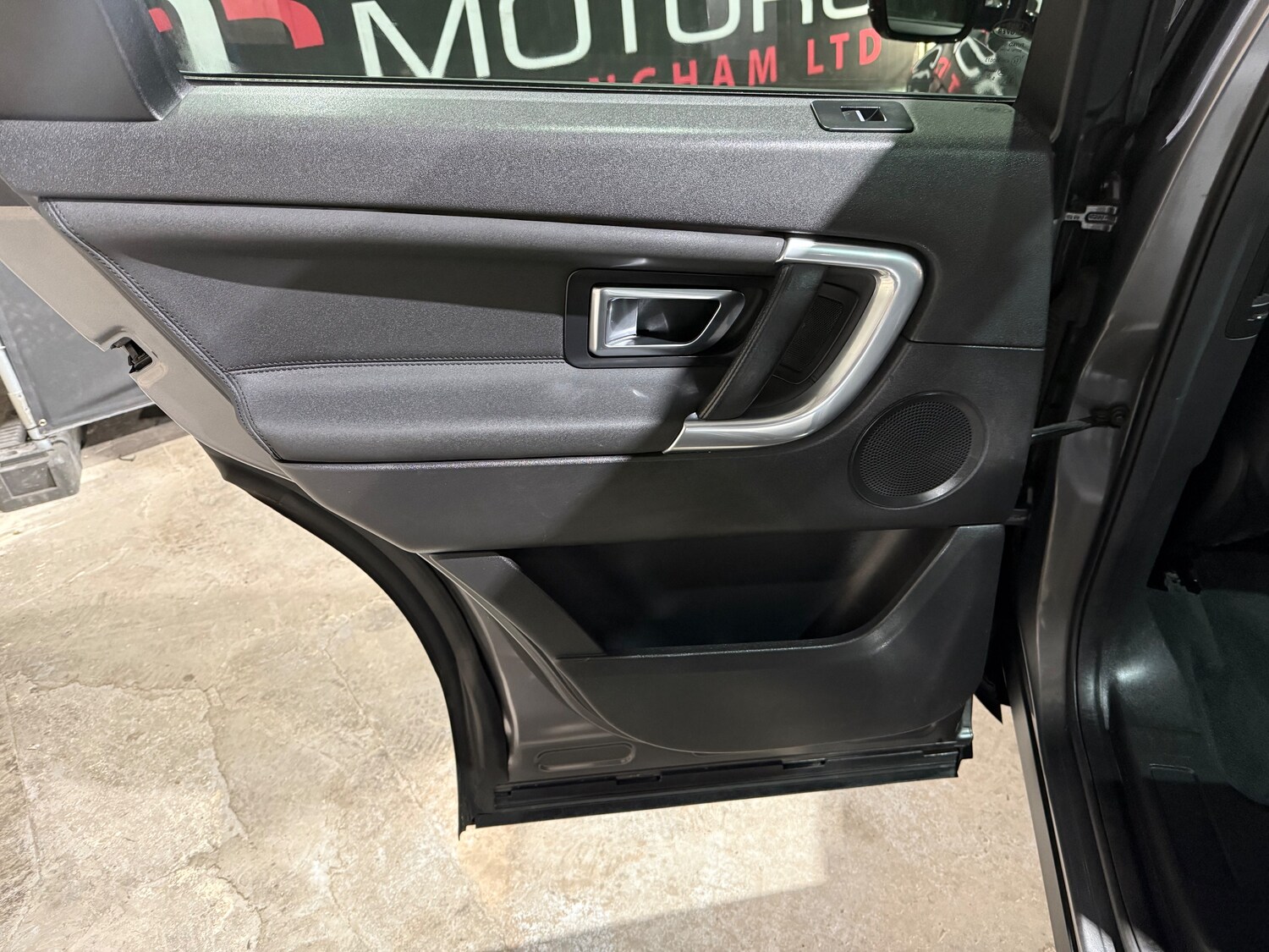 Used Land Rover Discovery Sport 2016 for sale - 77759532: Photo 27