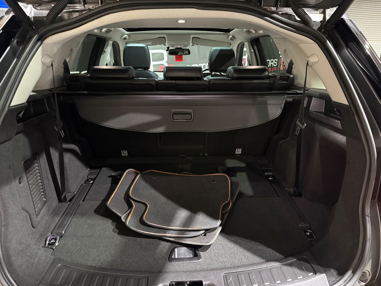 Used Land Rover Discovery Sport 2016 for sale - 77759532: Photo 28